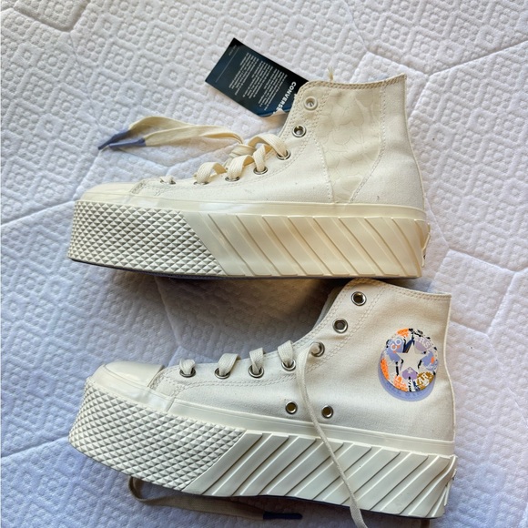 NWT Super platform High-Top Cream Sneakers - Picture 1 of 6
